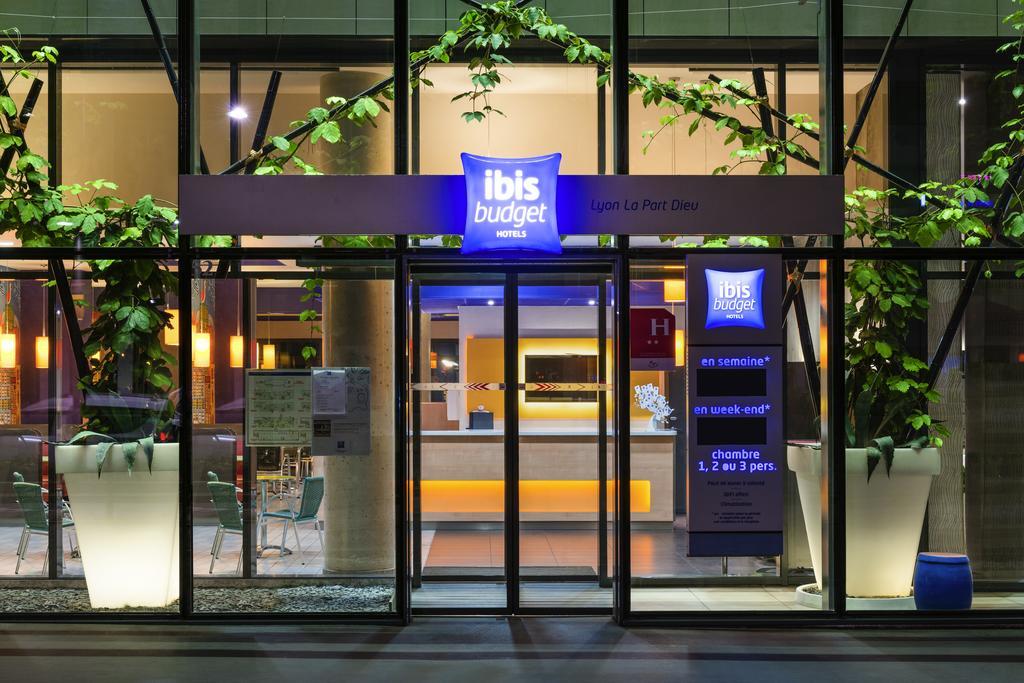Ibis Budget Lyon Centre - Gare Part Dieu Exterior photo